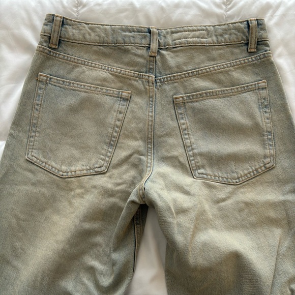 Mid-Rise Boot-Cut Jeans — Size 6, Zara - Picture 4 of 7